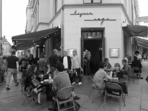 Berlin dinner restaurant eating street style