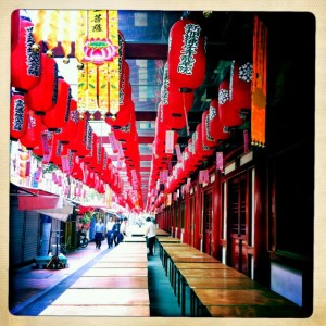 china town singapore street scene