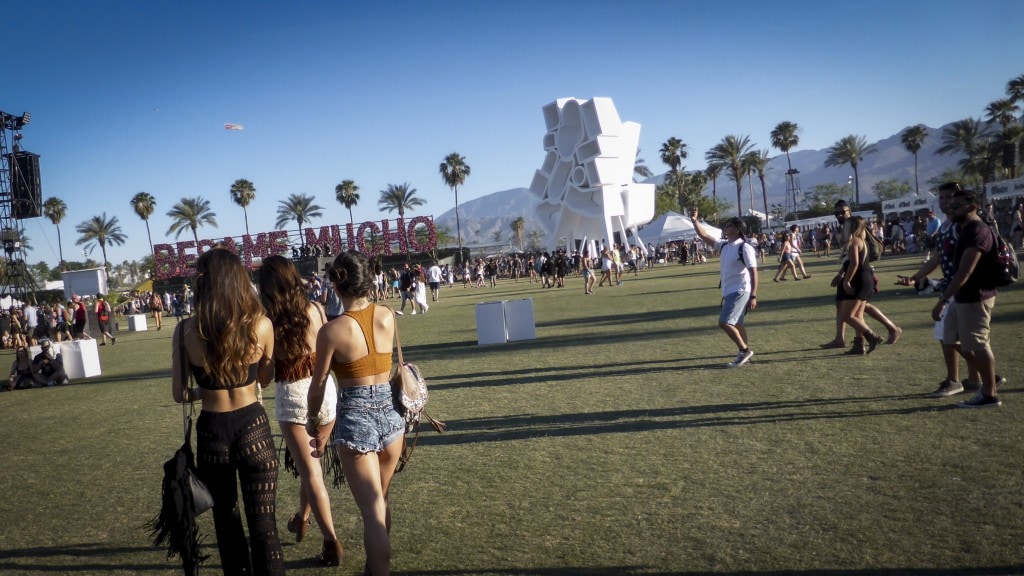 smart road trip, LA to COACHELLA style traveller