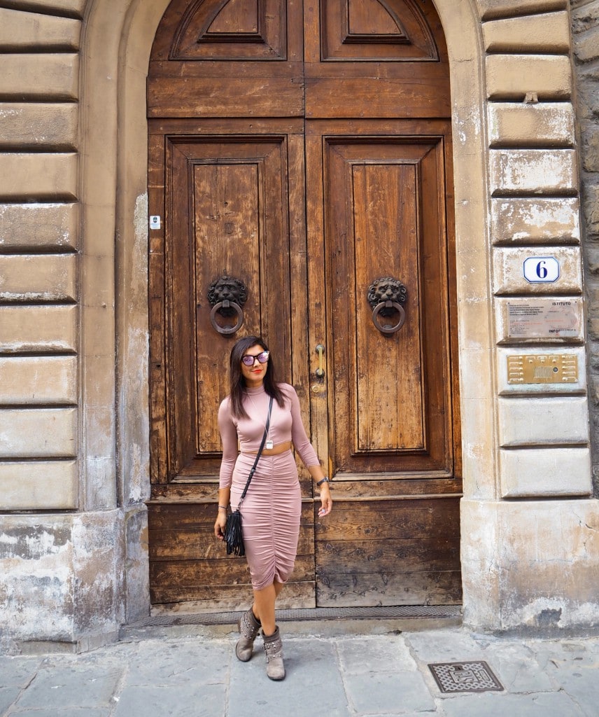 italy street fashion dress