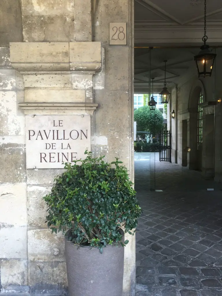 Pavillon de la reine Boutique hotels in Paris