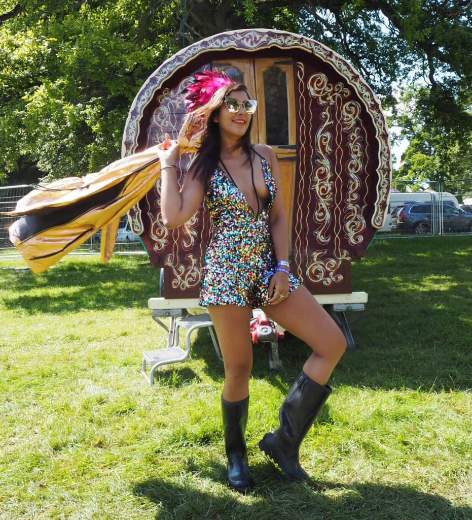 what to wear to a festival bonnie rakhit streetstyle wilderness 