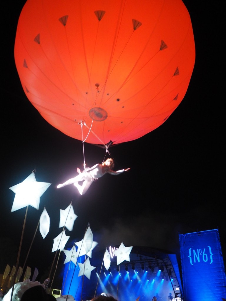 Illuminated parade festival no. 6 heliosphere