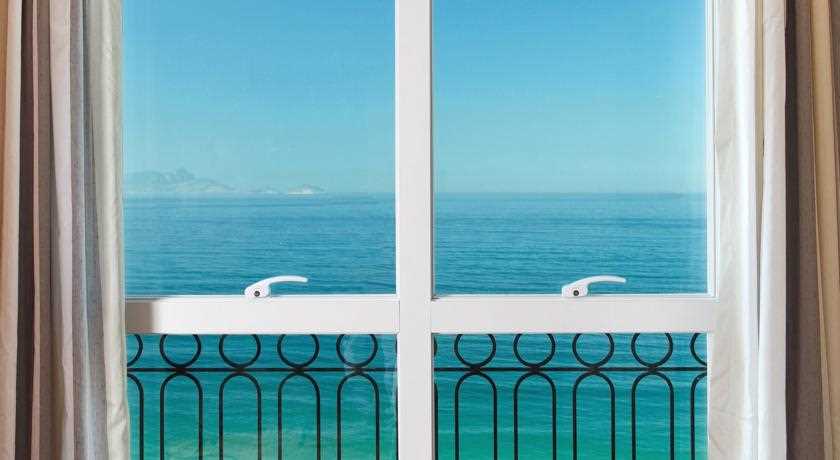 miramar-hotel-by-windsor-bedroom window sea view
