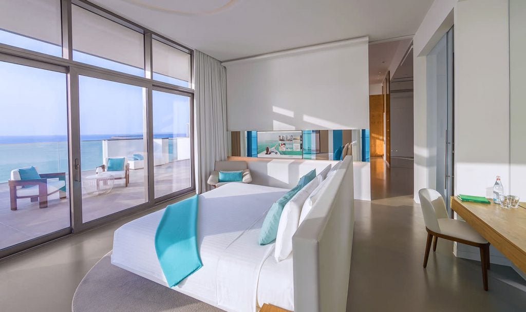 Nikki Beach dubai room-main-image-ultimate-suite