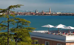 Jw marriot venice swimming pool rooftop