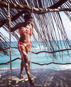 what to wear in Tulum style fashion