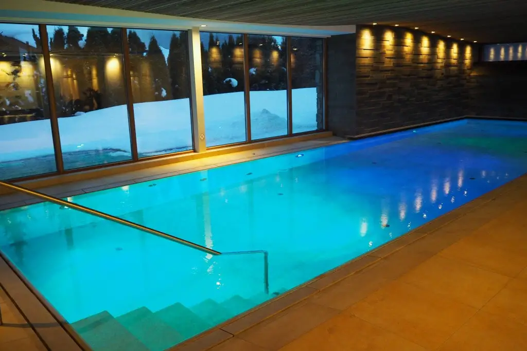 The Style traveller Bonnie Rakhit Austria ski tannenhof spa swimming pool