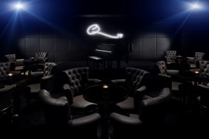 Q's Bar and Lounge Palazzo Versace