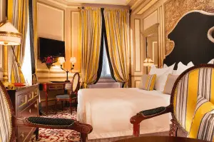 Grand Hotel de Bordeaux Intercontinental suites rooms