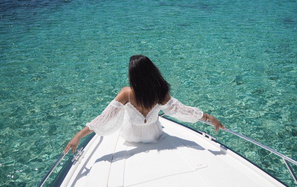 Bonnie-Rakhit-Style traveller on-smart-charter-Ibiza
