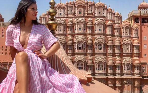 How to shoot hawa mahal 10 Best Instagram locations Rajasthan, India plus Taj Mahal Photography tips bonnie rakhit style traveller
