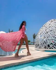 The Amazing New W Dubai Bonnie Rakhit The palm Hotel, Bonnie Rakhit Style Traveller swimming pool pods fabulous Dubai hotels
