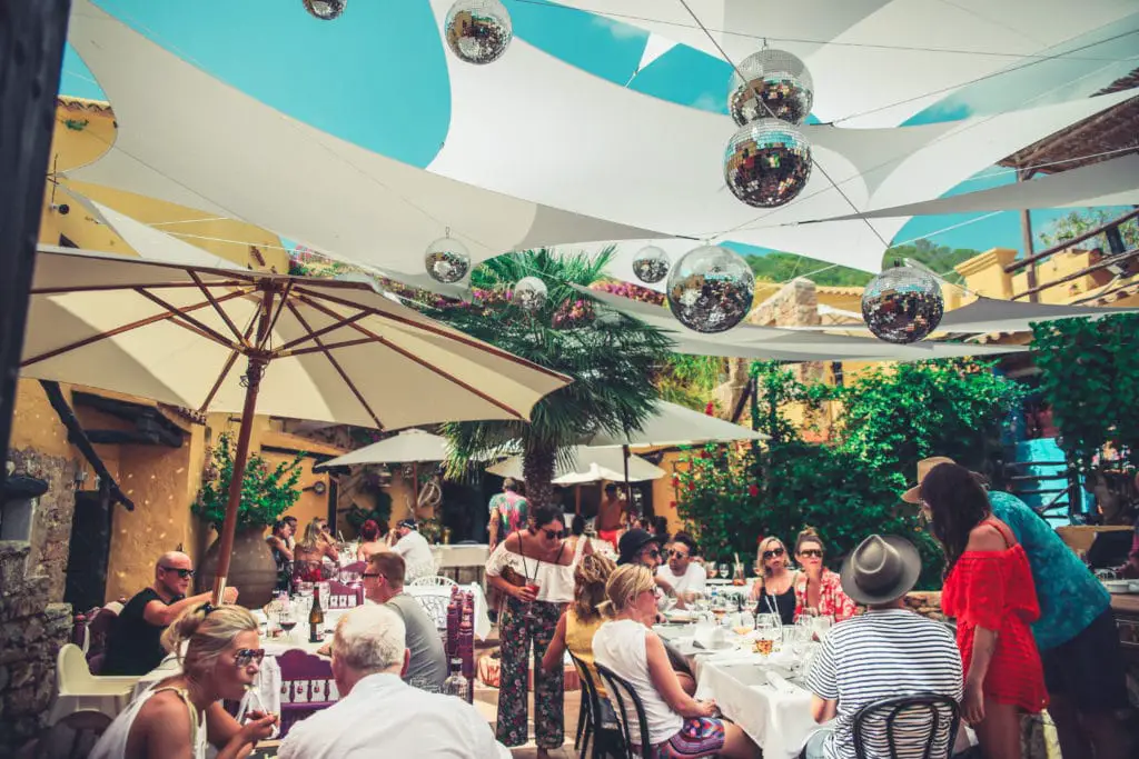 most fun hotels in Ibiza Pikes sunday brunch