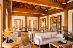 24 hours in Laos what to do in Luang Prabang Avani hotel interiors