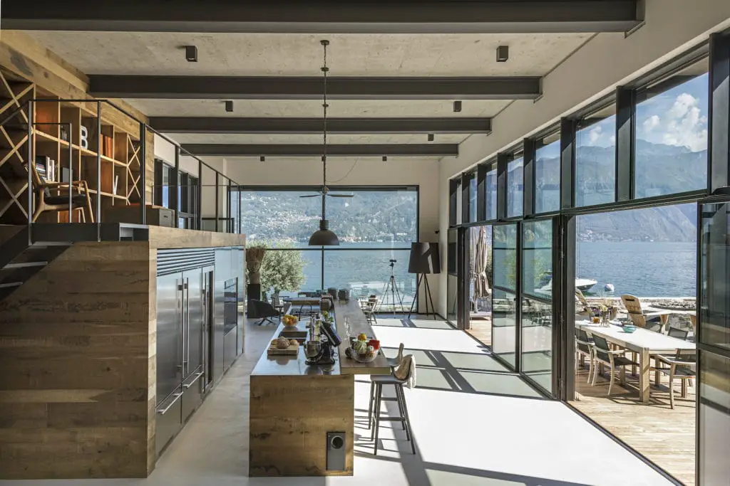 il-cantiere-luxury-contemporary-villa-griante-lake-como-stunning luxury villas