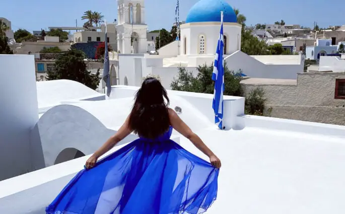 Santorini greece what to wear - fashion packing greek style bonnie Rakhit